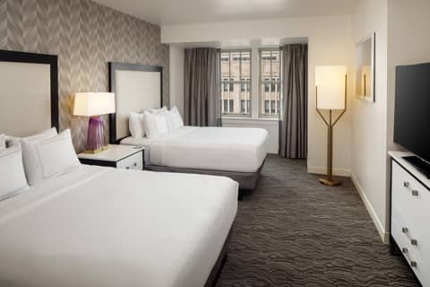 DoubleTree Suites by Hilton Hotel Detroit Downtown - Fort Shelby — photo 9