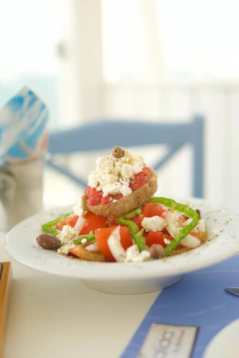 Mari Kristin Beach Hotel — dining