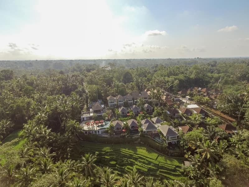 Puri Sebali Resort — building