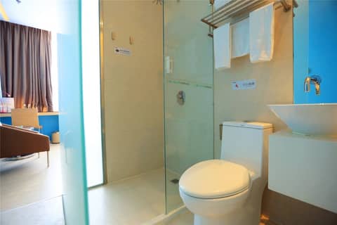 Colour Inn Shenzhen Dongmen Branch — photo 3