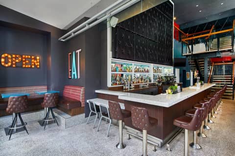 Courtyard by Marriott Portland City Center — photo 4