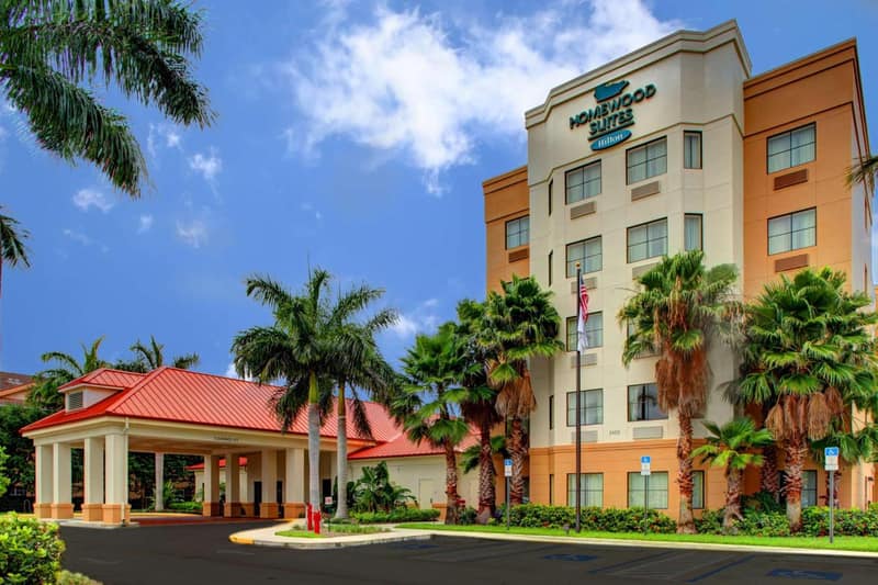 Homewood Suites by Hilton West Palm Beach — building