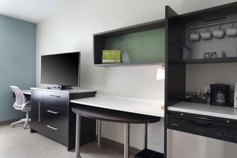 Home2 Suites By Hilton Louisville Airport Expo Center — photo 3