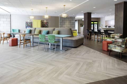 Home2 Suites By Hilton Louisville Airport Expo Center — photo 9