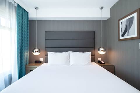 Sandman Signature Calgary Airport Hotel — photo 8