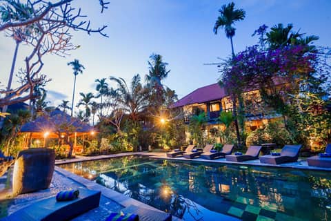 Ubud Inn Cottage by Prasi — recepcion & lobby