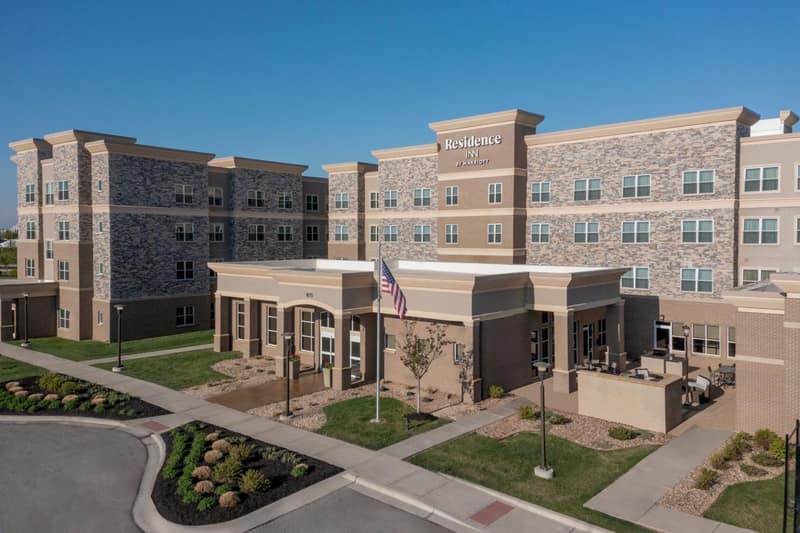 Residence Inn by Marriott Kansas City at The Legends — building