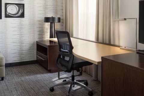 Residence Inn by Marriott Kansas City at The Legends — photo 5