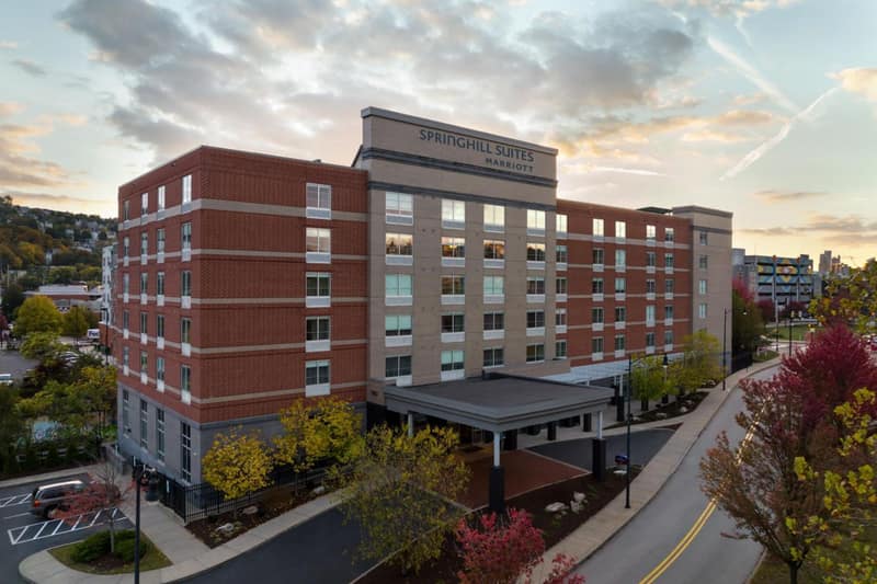SpringHill Suites Pittsburgh Southside Works — building