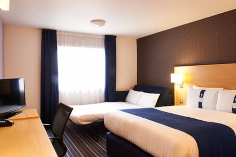 Holiday Inn Express Manchester Airport by IHG — photo 7