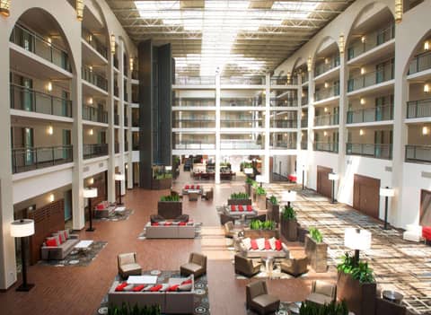 Embassy Suites by Hilton Detroit - Livonia/Novi — photo 3