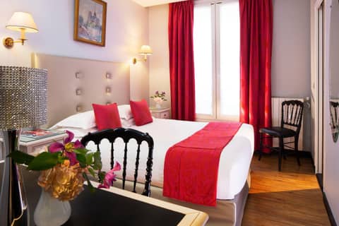 Hotel Plaza Elysées — photo 9