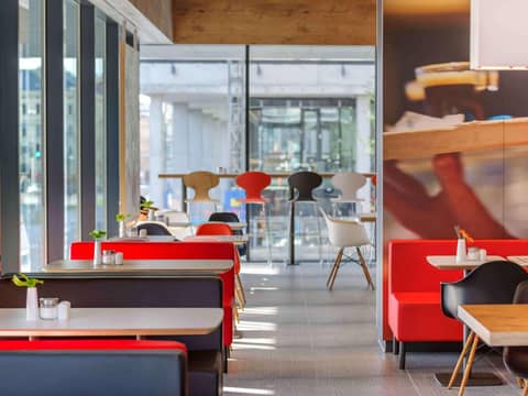 ibis Wien Hauptbahnhof — photo 7