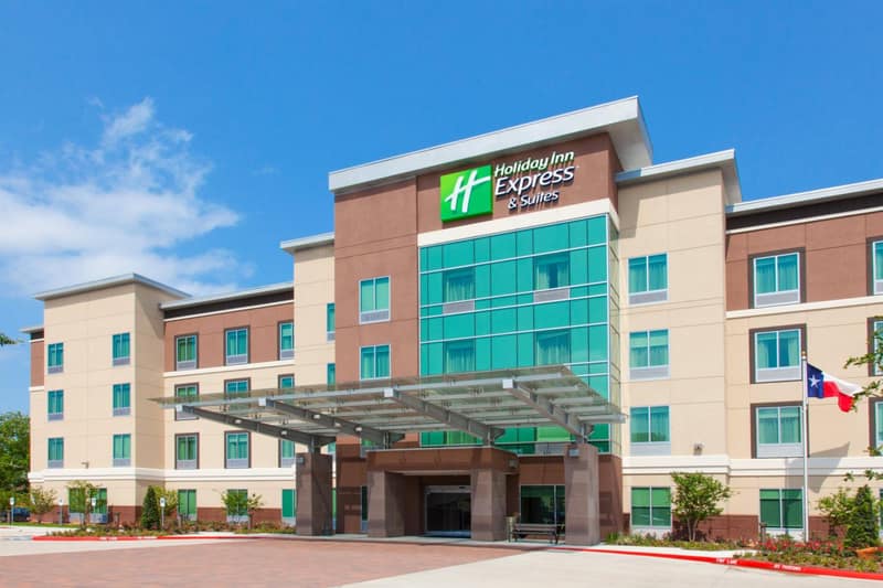 Holiday Inn Express & Suites Houston S - Medical Ctr Area by IHG — building