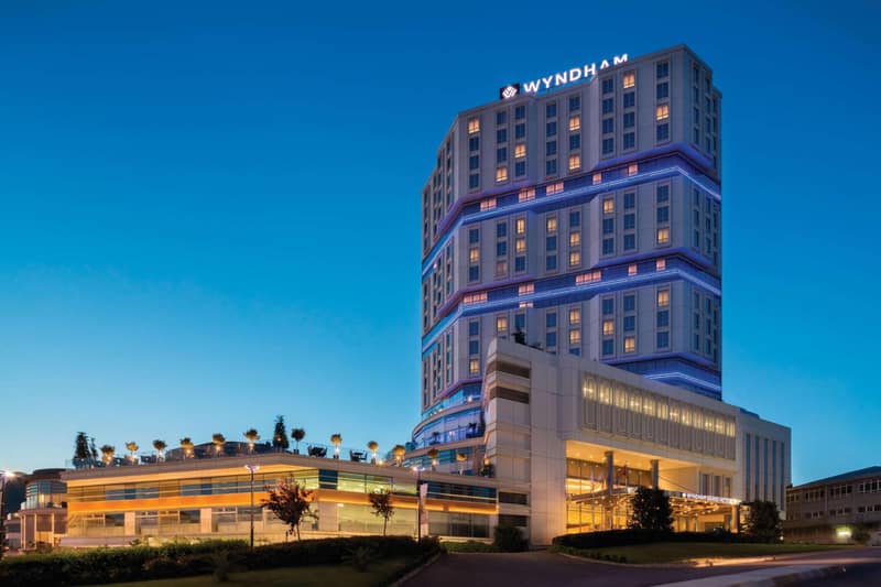 Wyndham Grand Istanbul Europe — building