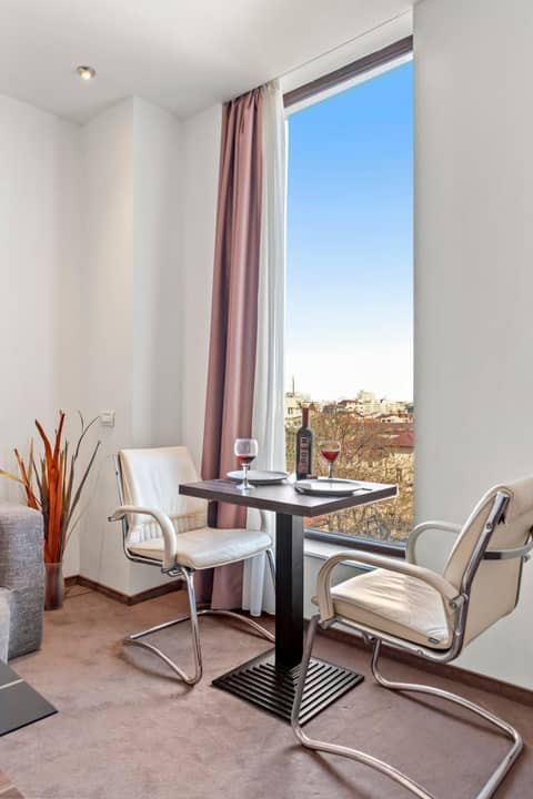 Uni88 ApartHotel — photo 3