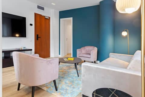 Uni88 ApartHotel — photo 5