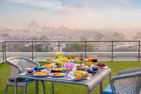 Tajview, Agra-IHCL SeleQtions — roof