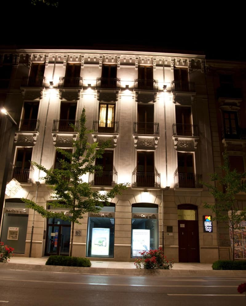 BiBo Suites Gran Vía — building