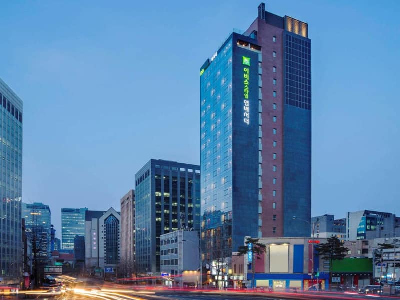 ibis Styles Ambassador Seoul Myeong-dong — building