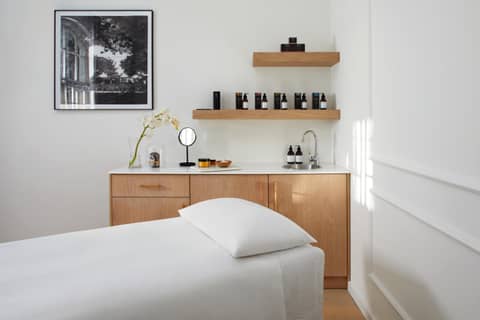 The Alphen Boutique Hotel & Spa — hotel room