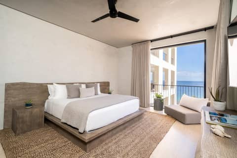 1 Homes Preview Cabo — hotel room