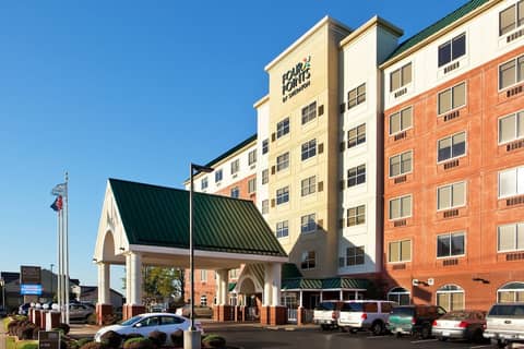 Four Points by Sheraton Louisville Airport — photo 9