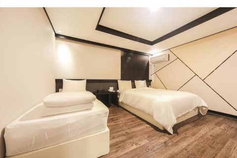 Elysee Hotel — photo 3
