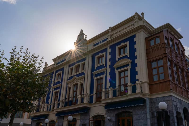 Puente Colgante Boutique Hotel — building