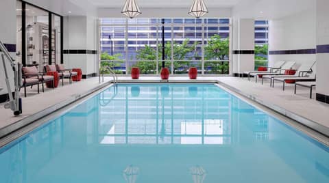 Hilton Garden Inn Chicago McCormick Place — photo 9