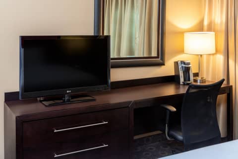 Crowne Plaza Houston Galleria Area by IHG — photo 2