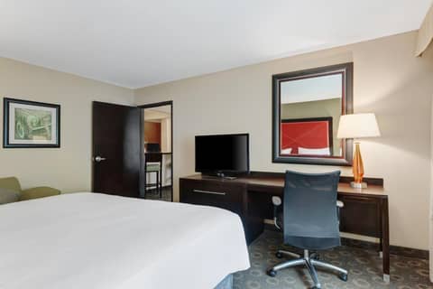 Crowne Plaza Houston Galleria Area by IHG — photo 4