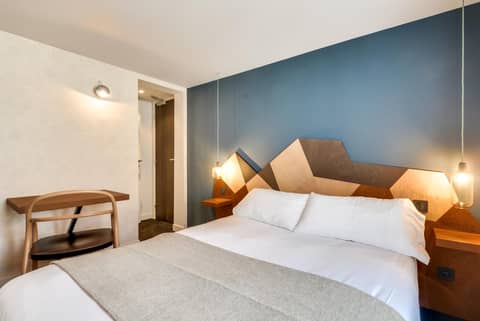 WIT Hotel — hotel room