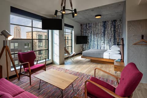 Moxy Minneapolis Downtown — photo 2