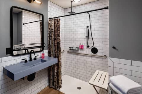 Moxy Minneapolis Downtown — photo 3