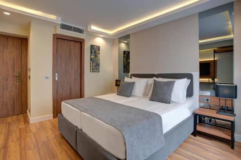 Depiero Hotel Karaköy — hotel room