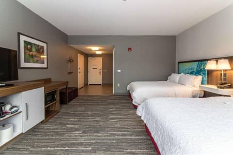 Hampton Inn & Suites - Allen Park — photo 3