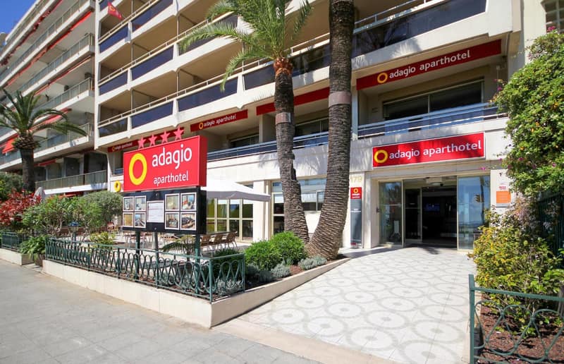 Aparthotel Adagio Nice Promenade des Anglais — building
