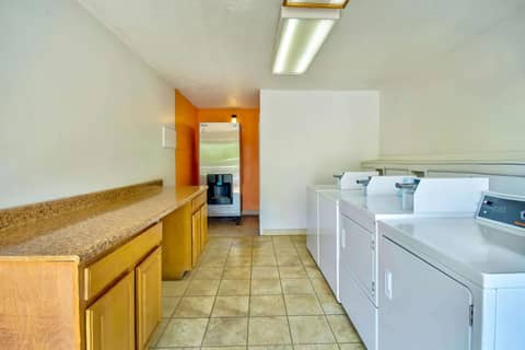 Motel 6-Warren, MI - Detroit East — photo 9
