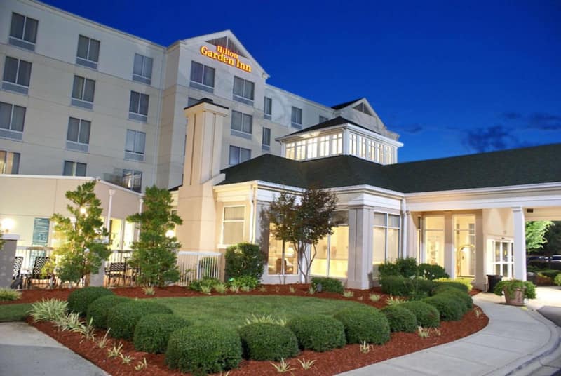 Hilton Garden Inn Charlotte North — building