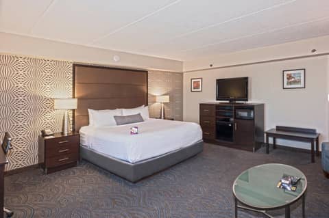Crowne Plaza Suites MSP Airport - Mall of America by IHG — photo 6