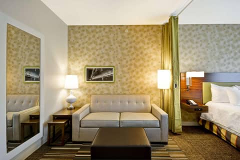 Home2 Suites by Hilton Dallas Downtown at Baylor Scott & White — photo 9