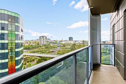 Nesuto St Martins Apartment Hotel — photo 8