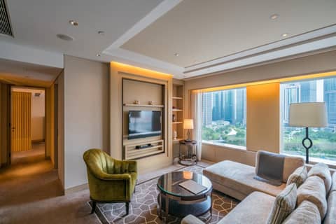 IFC Residence — photo 2