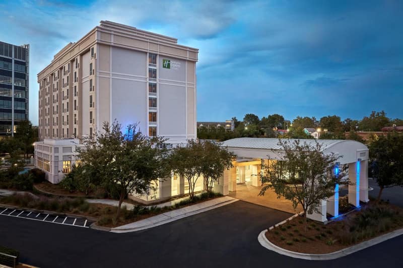 Holiday Inn Express & Suites Charleston DWTN - Medical CTR by IHG — building