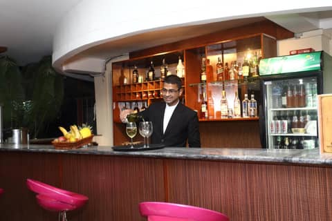 Hotel Woodland Kathmandu — human