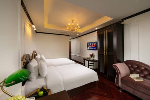 Du Palace Hotel & Travel — hotel room