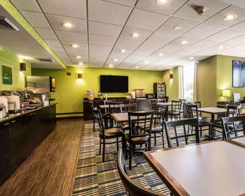 Comfort Inn & Suites Lantana - West Palm Beach South — photo 9