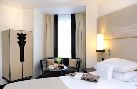 Hôtel Tiffany by Fassbind — hotel room