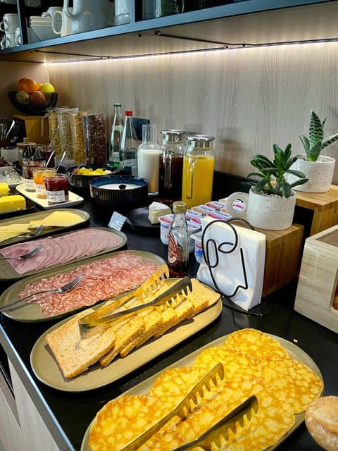 Hôtel Villa Berlioz — dining